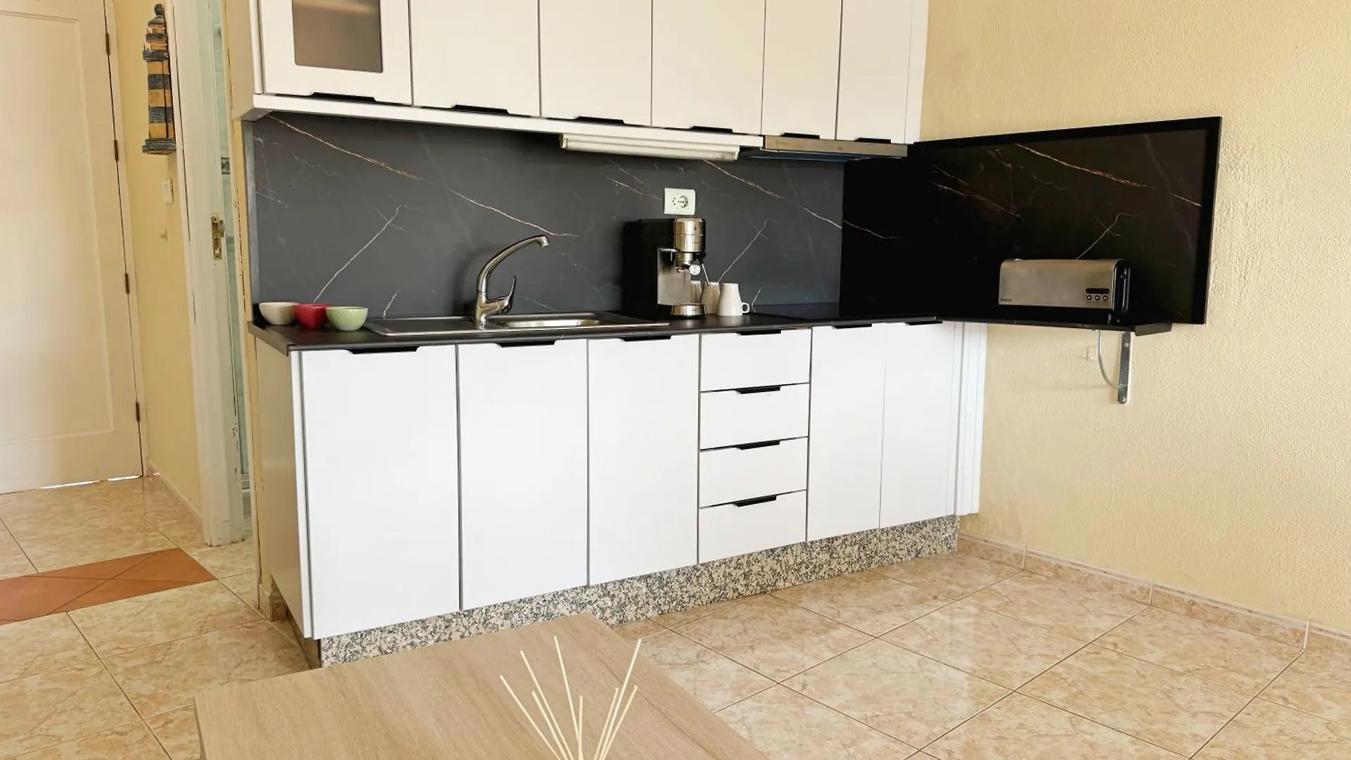 Apartment Cristianmar - Ocean View - 200Mt From The Beach Los Cristianos